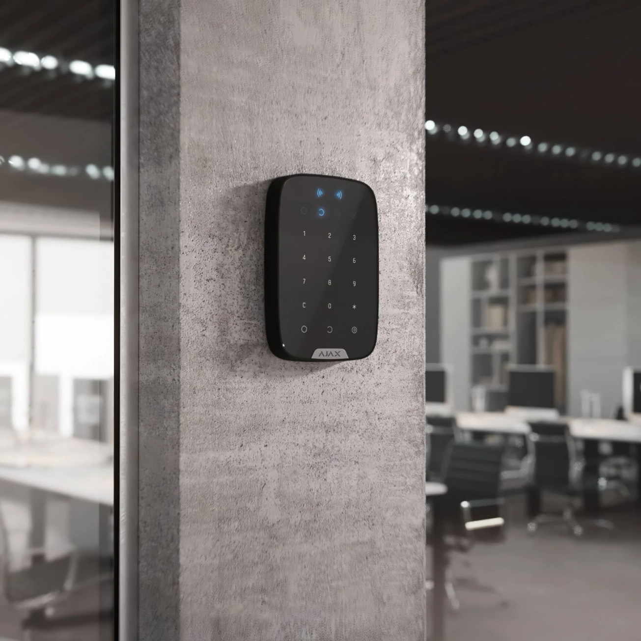 Бездротова сенсорна клавіатура Ajax KeyPad Plus чорна (000023069) Фото - 5