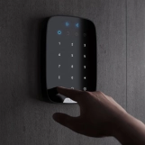 Бездротова сенсорна клавіатура Ajax KeyPad Plus чорна (000023069) Фото - 4