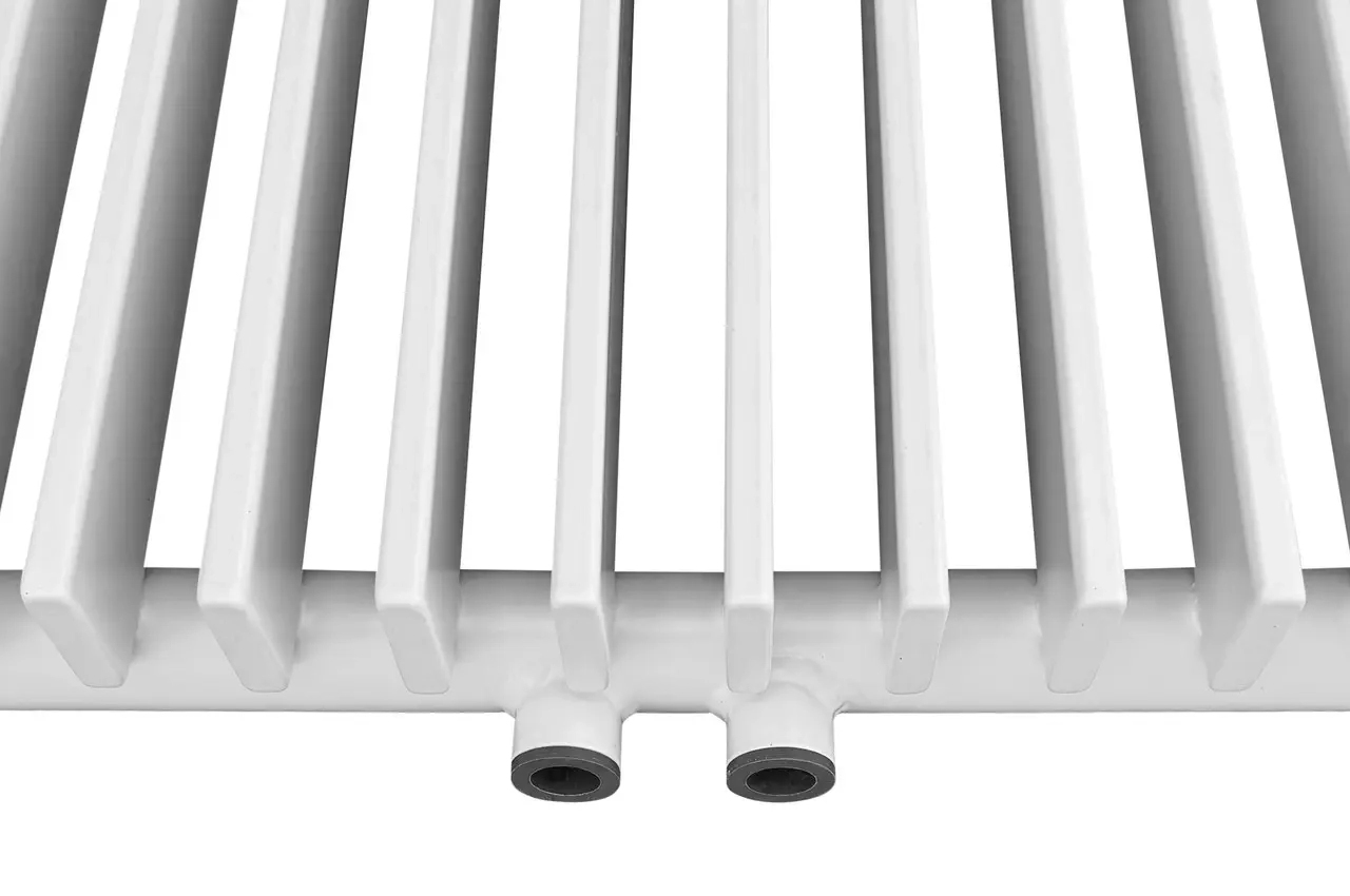 Вертикальный радиатор отопления ARTTIDESIGN Pesaro 10/1800/360/50 белый матовый Фото - 5