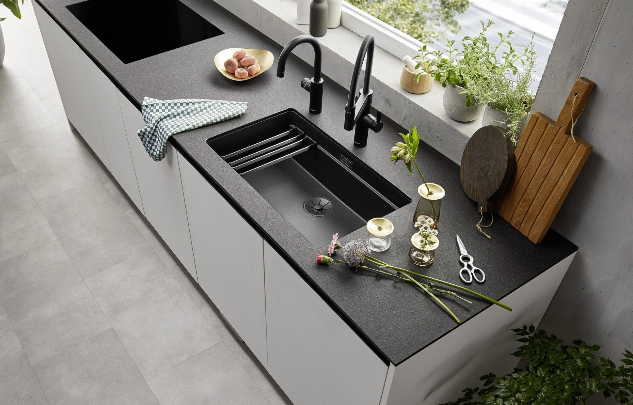 Кухонная мойка Blanco ETAGON 700-U SILGRANIT нежный белый (527078) Фото - 2