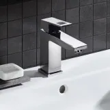 Смеситель для умывальника Grohe Eurocube M-Size, с донным клапаном, хром (23445000) Фото - 1