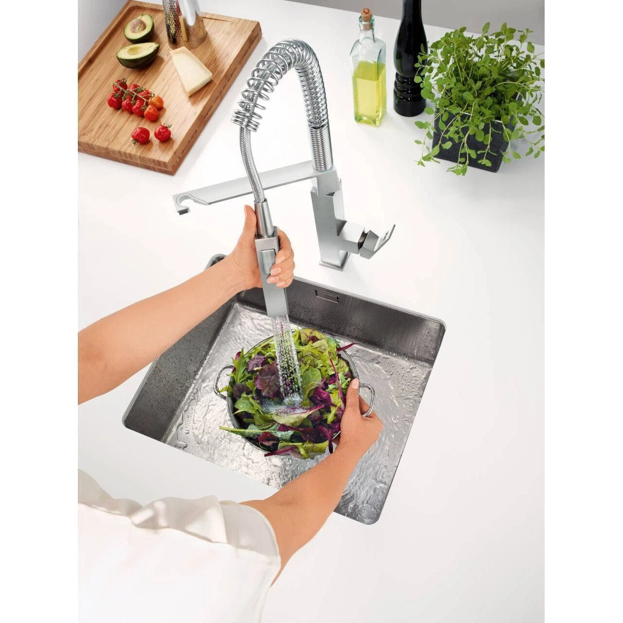 Змішувач для кухні Grohe Eurocube одноважільний суперсталь (31395DC0) Фото - 1