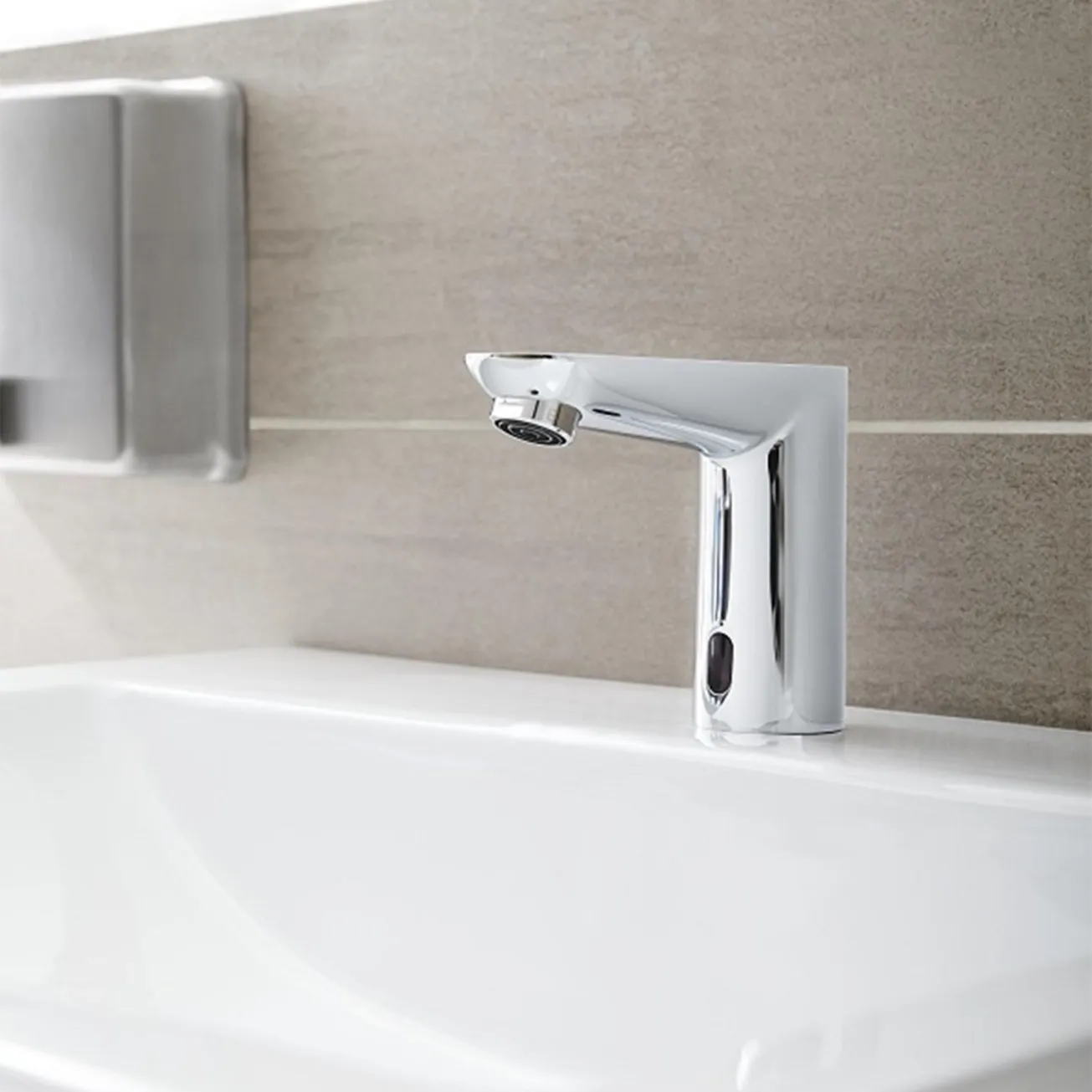 Змішувач безконтактний для раковини Grohe Euroeco Cosmopolitain E 36269000 Фото - 6