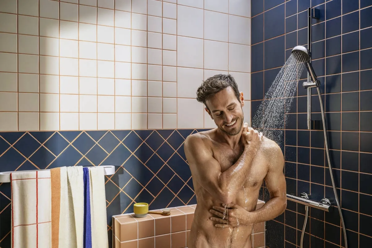 Душевой набор Hansgrohe ACTIVERA S 2jet EcoSmart (ручной душ 2режима, шланг, душевая стойка 65см), хром Фото - 4