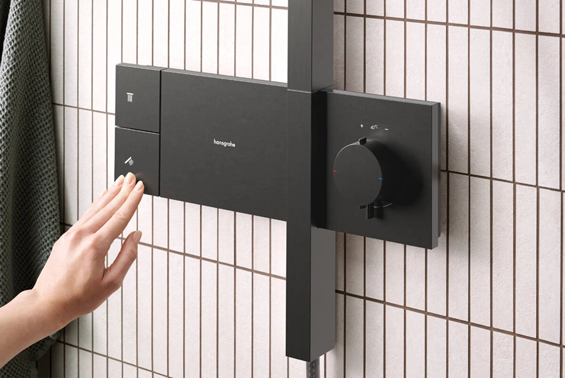 Душова система Hansgrohe Raindance Alive Q   Showerpipe 210/340, 1jet, з термостатом, шліфованний чорний хром Фото - 1