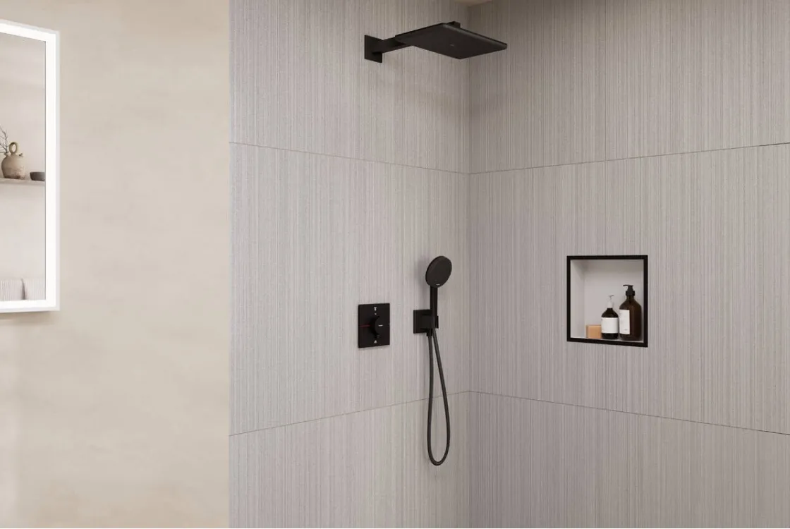 Душевая система Hansgrohe Raindance Alive Q 210/340 1jet, 24620670 черный матовый Фото - 1