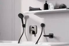 Шлангове під`єднання Hansgrohe FIXFIT E 1/2`, без клапану зворотнього току води, внутрiшня частина з латунi, чорний матовий Фото - 1