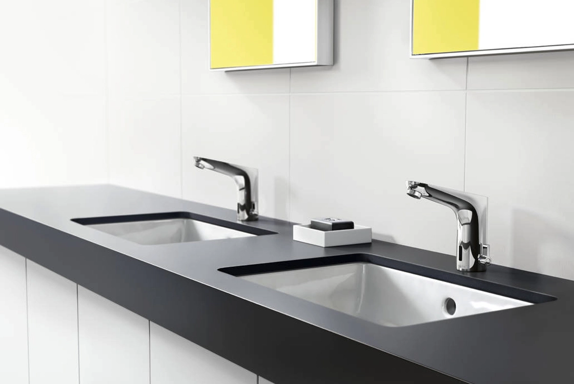 Смеситель для раковины Hansgrohe Focus бесконтактный Фото - 1