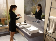 Смеситель для умывальника Hansgrohe Metropol без скрытой части золото (32526990) Фото - 2