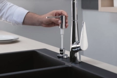 Дозатор кухонный Hansgrohe A51, 500мл, хром Фото - 4