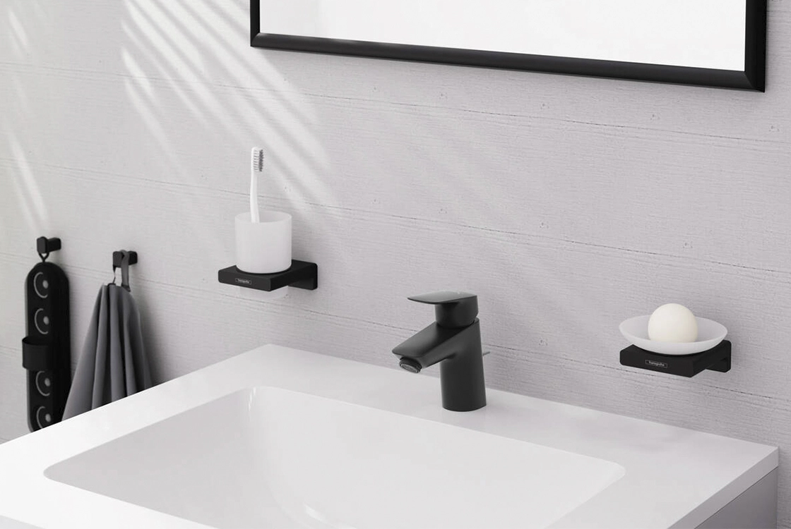 Змішувач для раковини Hansgrohe Logis із зливним набором чорний матовий (71070670) Фото - 1