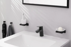 Змішувач для раковини Hansgrohe Logis із зливним набором чорний матовий (71070670) Фото - 1