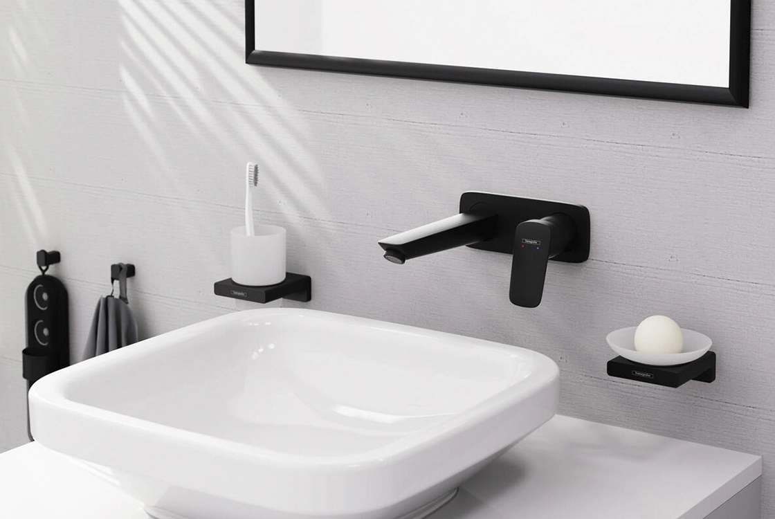Смеситель для умывальника Hansgrohe Logis, черный матовый (71220670) Фото - 1