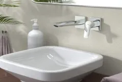 Смеситель для умывальника Hansgrohe Logis скрытого монтажа со стены 205 мм, хром (71256000) Фото - 1