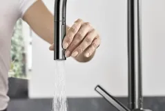 Змішувач для кухні Hansgrohe Talis 210 2jet з витяжним виливом Sbox, чорний хром (72801340) Фото - 1