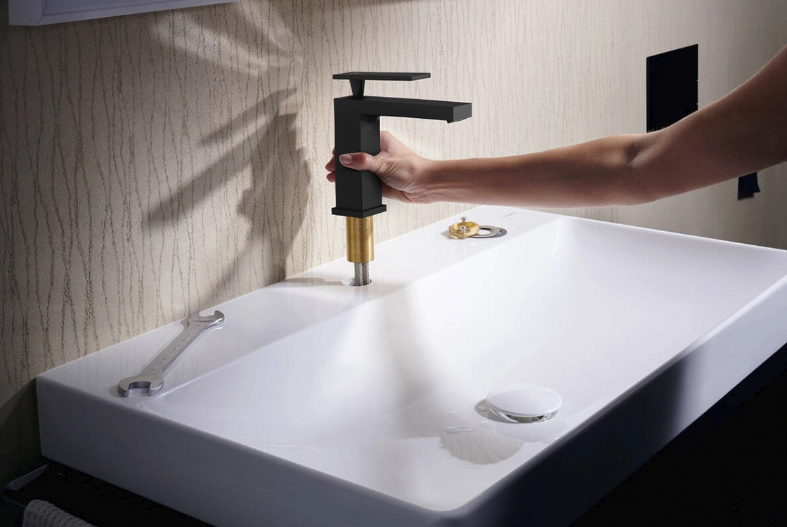 Змішувач для умивальника Hansgrohe TECTURIS E 110, одноважільний, push-open, Eco Smart,  чорний матовий Фото - 1