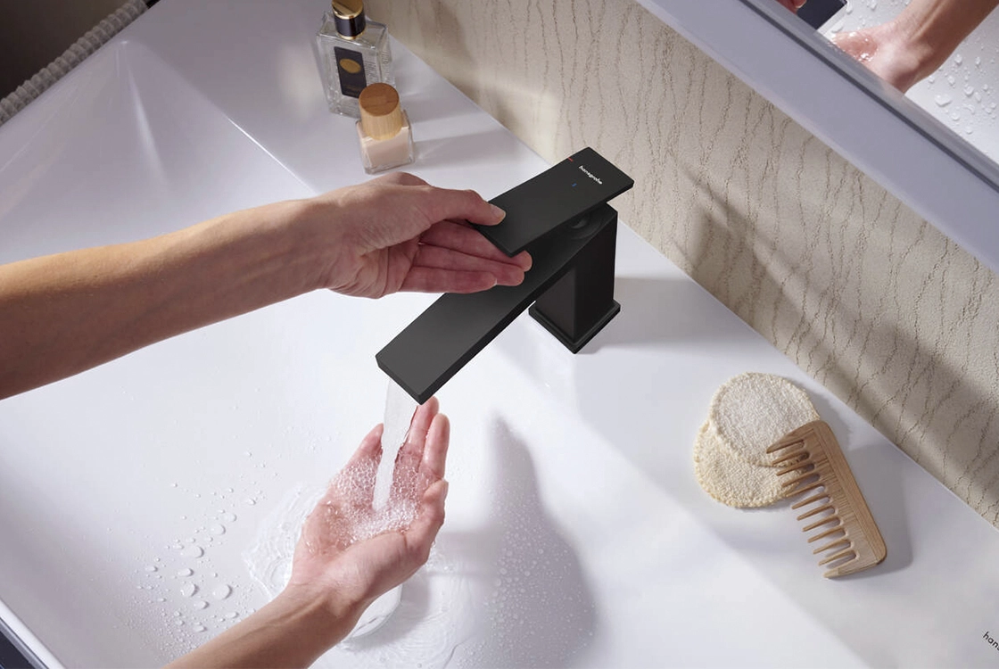 Смеситель для умывальника Hansgrohe Tecturis E 110 CoolStart без донного клапана, черный матовый (73012670) Фото - 2