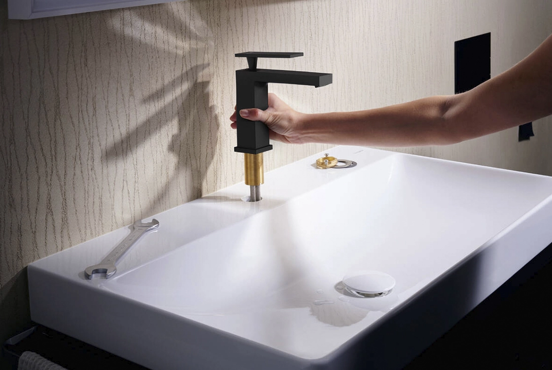 Змішувач для умивальника Hansgrohe Tecturis E 110 CoolStart, матовий чорний (73014670) Фото - 2
