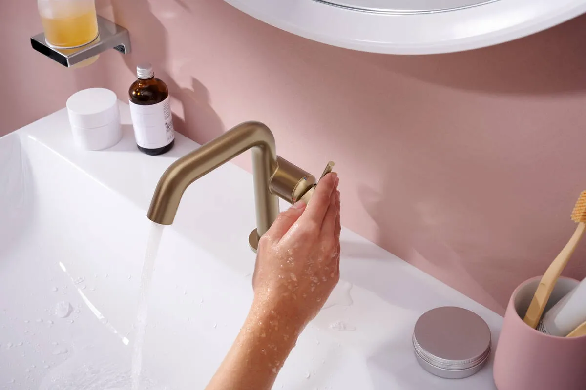 Смеситель для умывальника Hansgrohe TECTURIS S 110, однорычажный, CoolStart,EcoSmart+, шлифованная бронза Фото - 1