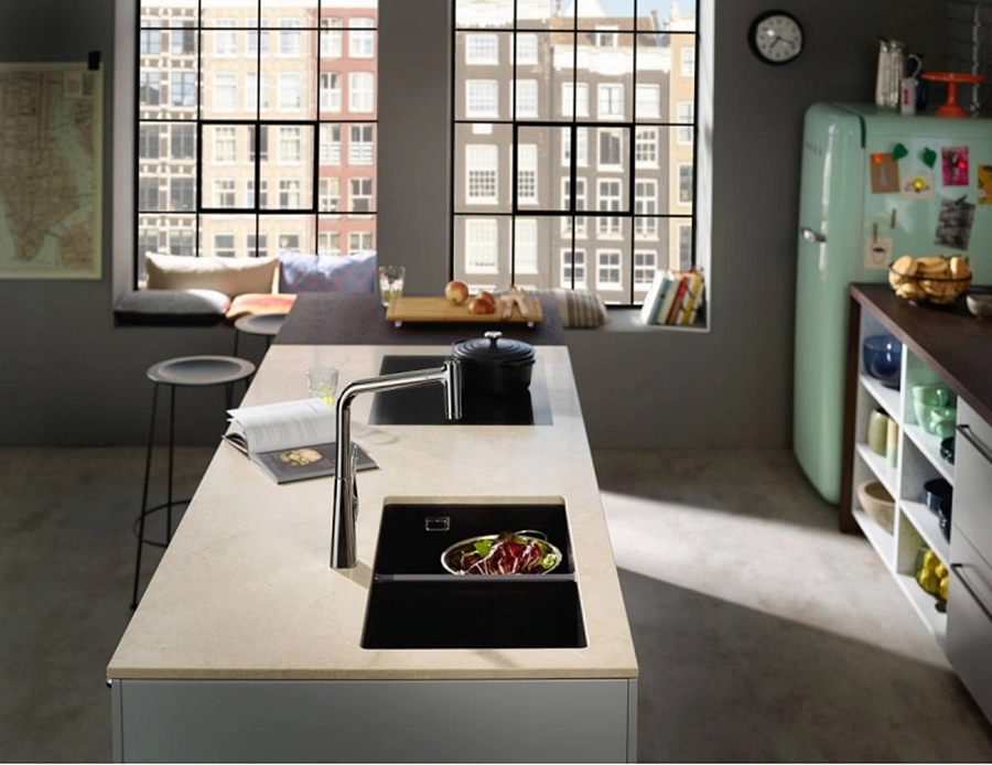 Змішувач для кухні Hansgrohe Metris M71 320 із витяжним душем (73801000) Фото - 4