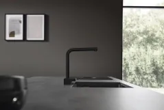 Змiшувач для кухнi Hansgrohe AQUNO SELECT M81, одноважiльний, з витяжним виливом, 2jet, sBox, чорний матовий Фото - 2