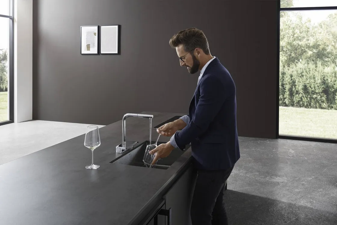 Змiшувач для кухнi Hansgrohe AQUNO SELECT M81, одноважільний, з висувним душем, хром Фото - 1