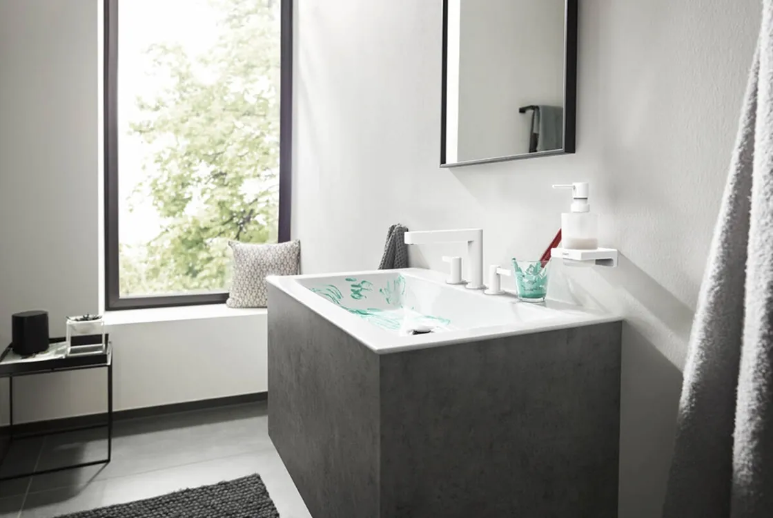 Змішувач для умивальника Hansgrohe Finoris 110 на 3 отвори з донним клапаном Push-Open, білий матовий (76033700) Фото - 2