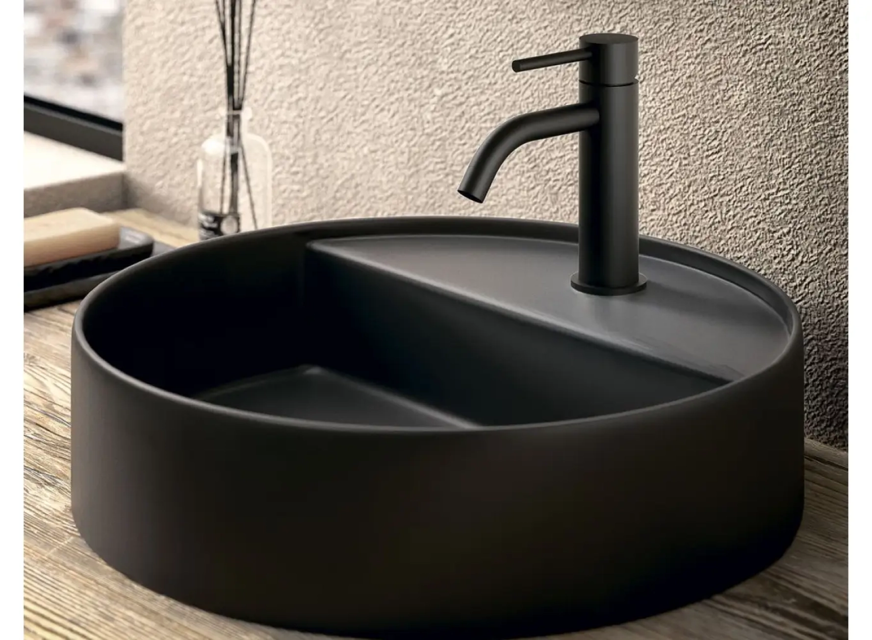 Смеситель для умывальника Paffoni Light с донным клапаном, Brushed Black Nickel (LIG075NKNSP) Фото - 1