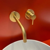 Смеситель для умывальника настенный Paffoni Light, излив 17.8 см, Brushed Honey Gold (LIG105HGSP70) Фото - 1