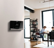 Беспроводной погодозависимый регулятор Vaillant sensoCOMFORT VRC 720/3 (0010045482) Фото - 2
